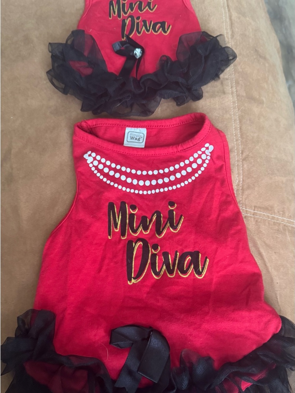 2 Mini Diva Red Dog Tutu Dress with Black Tulle - Picture 3 of 4